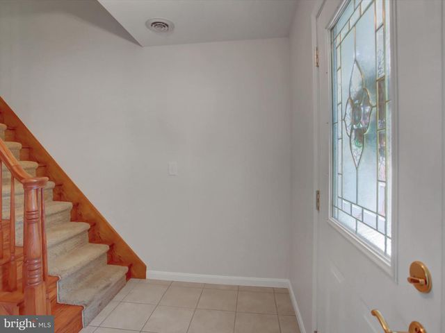 415 GLENN AVENUE, Boiling Springs, PA 17007