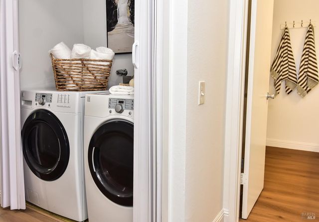 79 Scottsdale Way, Novato, CA 94947