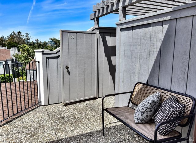 79 Scottsdale Way, Novato, CA 94947