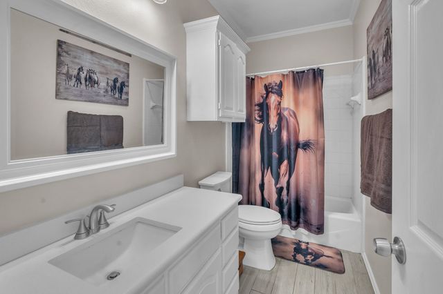 128 Lakeside Oaks Circle, Lakeside, TX 76135
