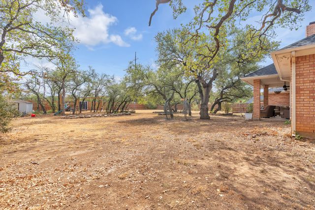 128 Lakeside Oaks Circle, Lakeside, TX 76135