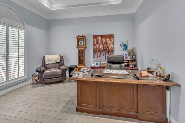 128 Lakeside Oaks Circle, Lakeside, TX 76135
