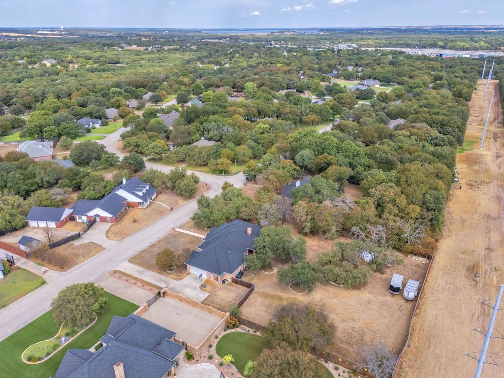128 Lakeside Oaks Circle, Lakeside, TX 76135 — photo 2
