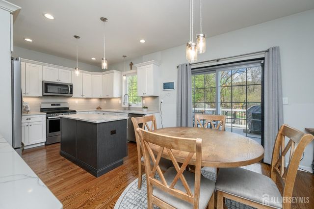 45 Lakeside Avenue, Butler, NJ 07405