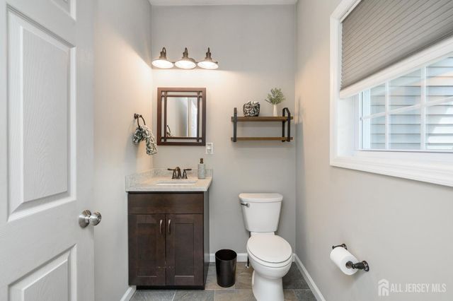 45 Lakeside Avenue, Butler, NJ 07405