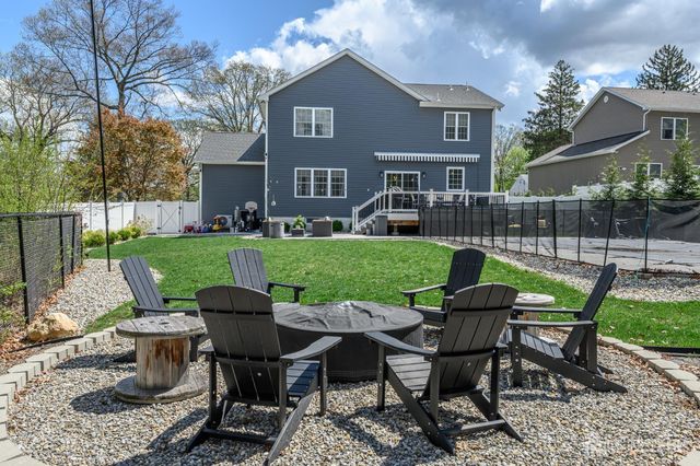 45 Lakeside Avenue, Butler, NJ 07405