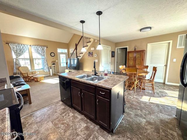 488 Reserves Blvd, Shepherdsville, KY 40165