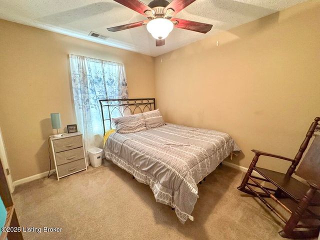 488 Reserves Blvd, Shepherdsville, KY 40165