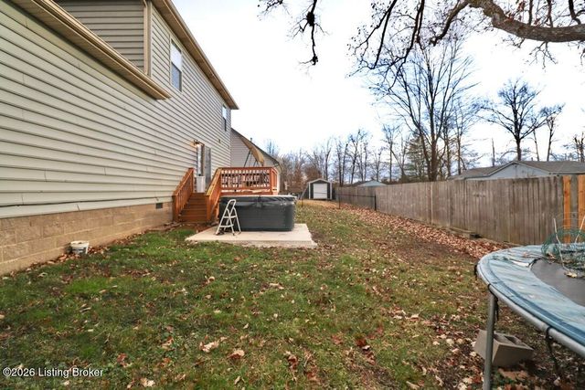 488 Reserves Blvd, Shepherdsville, KY 40165