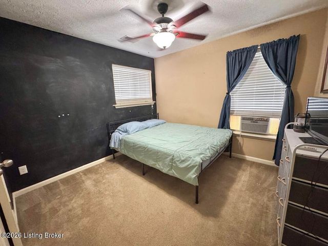 488 Reserves Blvd, Shepherdsville, KY 40165