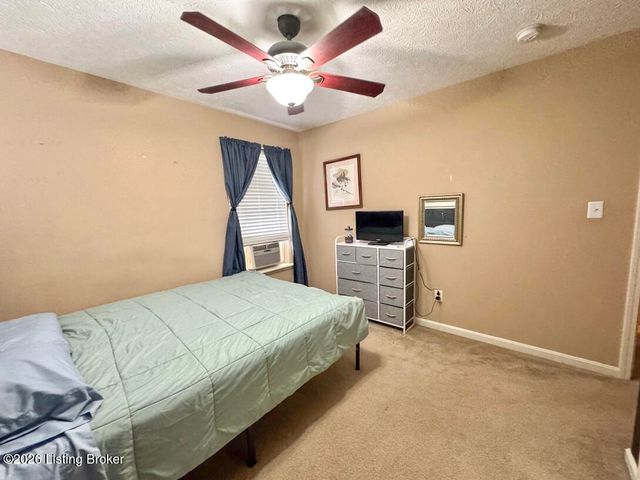 488 Reserves Blvd, Shepherdsville, KY 40165