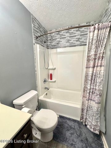 488 Reserves Blvd, Shepherdsville, KY 40165