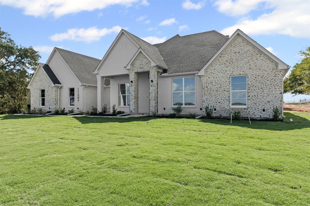 1132 Dobbs Trail, Springtown, TX 76082 — photo 4