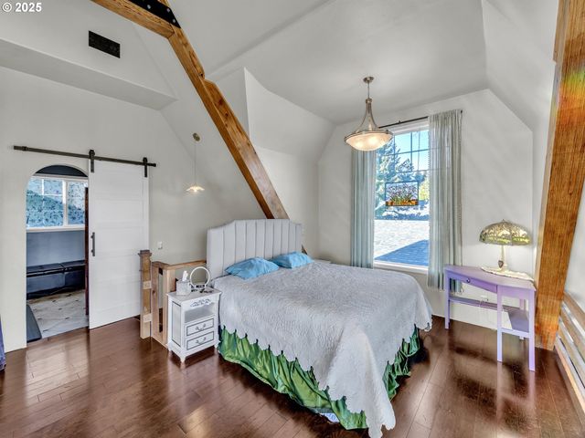 90589 CLARK Rd, Warrenton, OR 97146