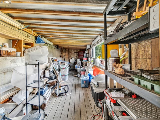 90589 CLARK Rd, Warrenton, OR 97146