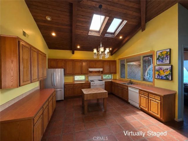 2399 San Clemente, Laguna Beach, CA 92651