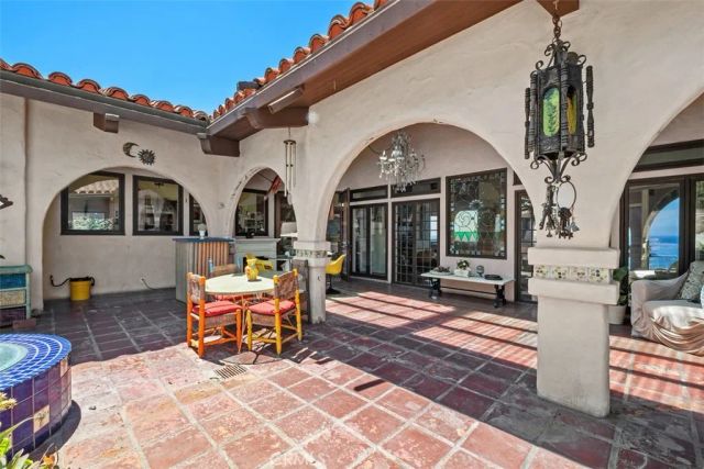 2399 San Clemente, Laguna Beach, CA 92651