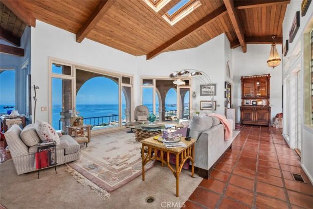 2399 San Clemente, Laguna Beach, CA 92651