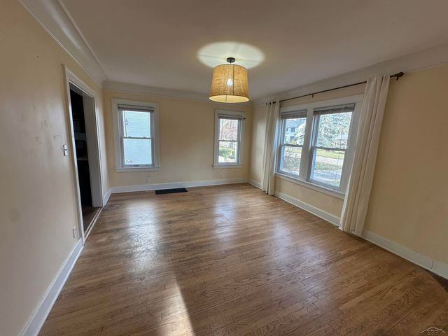 203 Ardussi Avenue, Saginaw, MI 48602