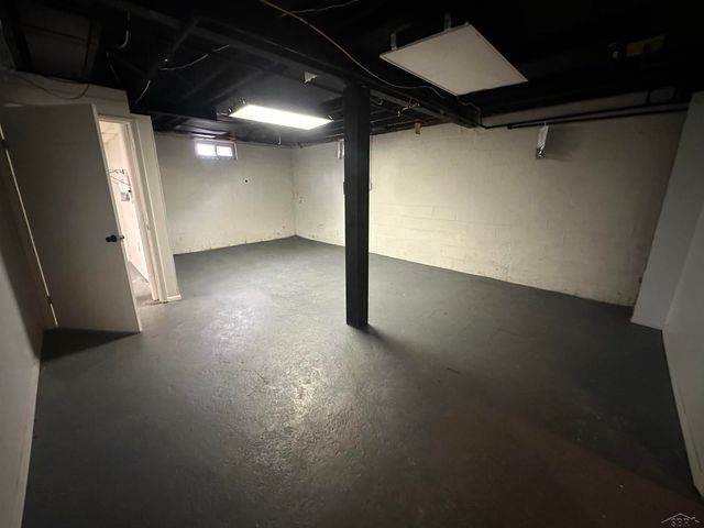 203 Ardussi Avenue, Saginaw, MI 48602