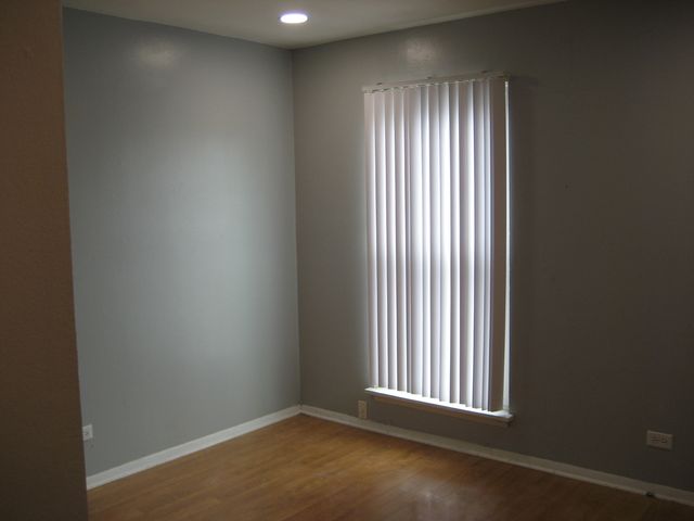 1980 Huntington Boulevard, Hoffman Estates, IL 60169