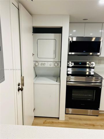 2333 Brickell Ave 308, Miami, FL 33129