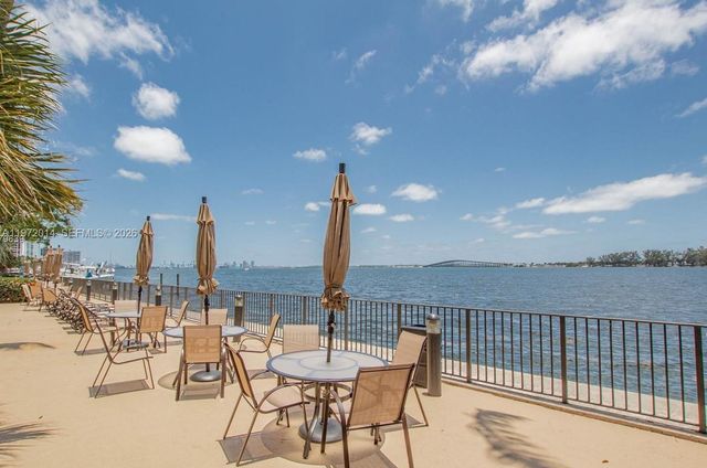 2333 Brickell Ave 308, Miami, FL 33129