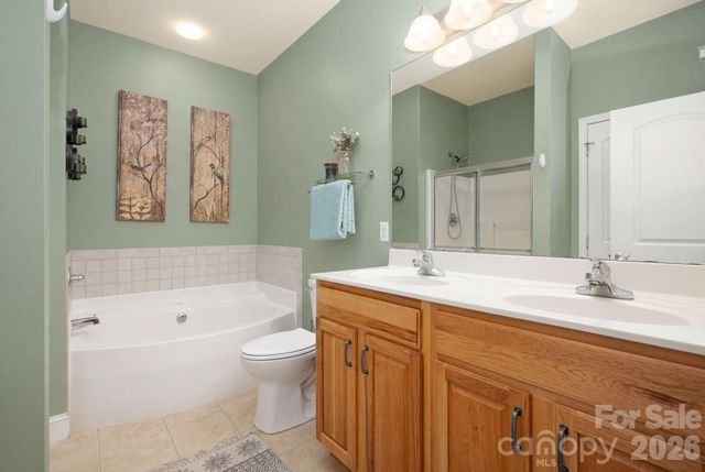 44 Viera Drive, Swannanoa, NC 28778