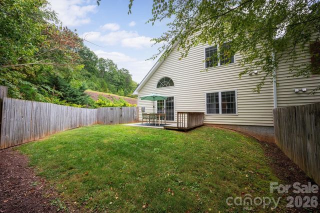 44 Viera Drive, Swannanoa, NC 28778