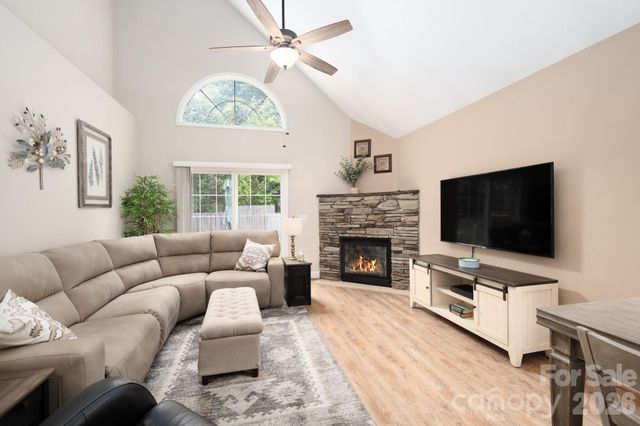 44 Viera Drive, Swannanoa, NC 28778