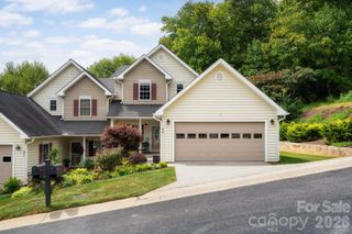 44 Viera Drive, Swannanoa, NC 28778