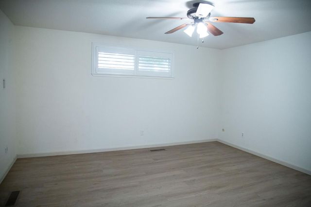 1208 Bristol Ct, Modesto, CA 95350