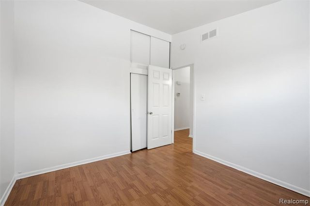 14530 Northfield Boulevard, Oak Park, MI 48237