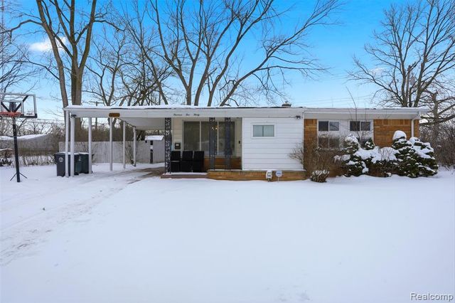 14530 Northfield Boulevard, Oak Park, MI 48237