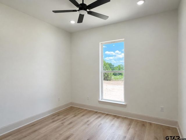 17038 Woodcrest Circle, Lindale, TX 75771