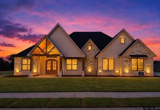 17038 Woodcrest Circle, Lindale, TX 75771