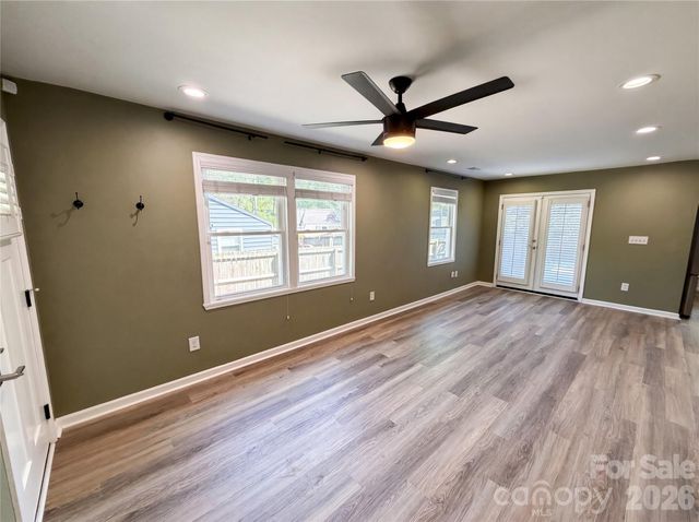 1520 Herrin Avenue, Charlotte, NC 28205