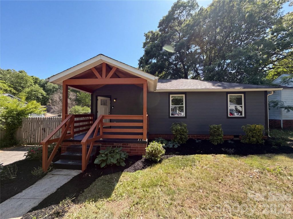1520 Herrin Avenue, Charlotte, NC 28205