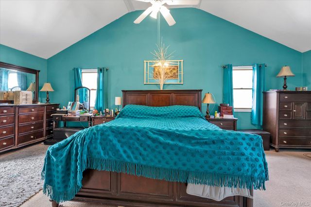 18 Derby Court, Malverne, NY 11565