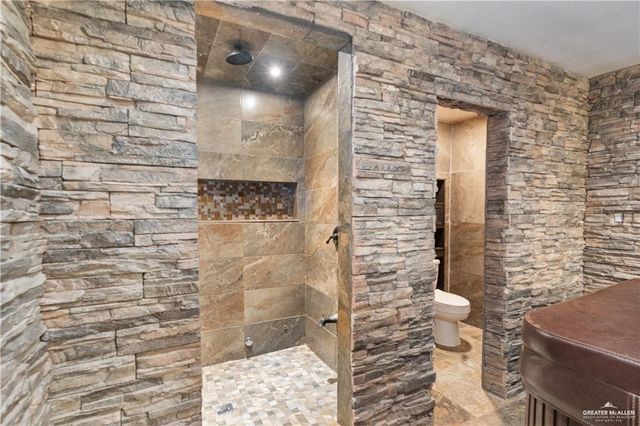 2408 River Oaks Lane, Edinburg, TX 78539