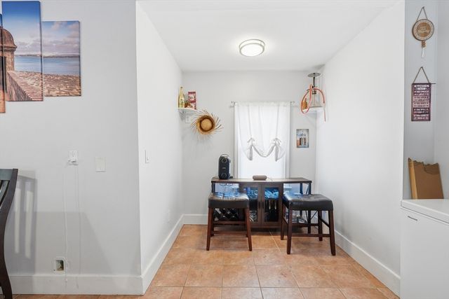 25 East St, Grafton, MA 01536