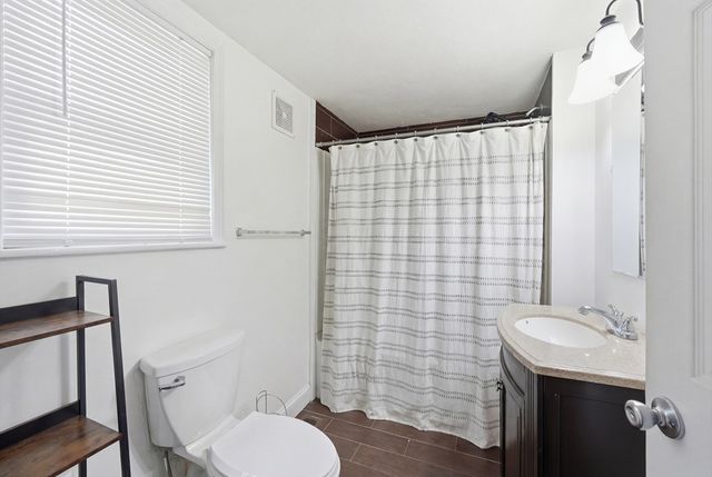 25 East St, Grafton, MA 01536