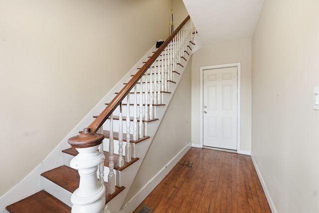 25 East St, Grafton, MA 01536