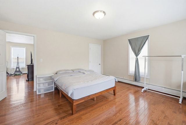 25 East St, Grafton, MA 01536