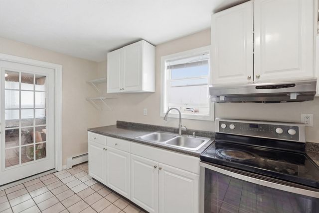 25 East St, Grafton, MA 01536