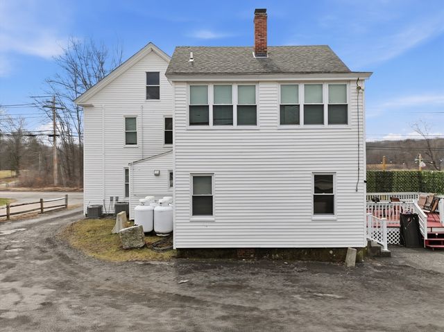 25 East St, Grafton, MA 01536