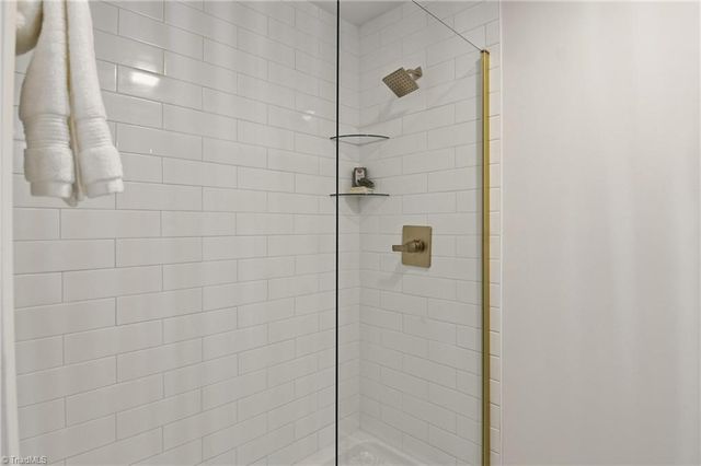 318 Anita Drive, Winston-salem, NC 27104