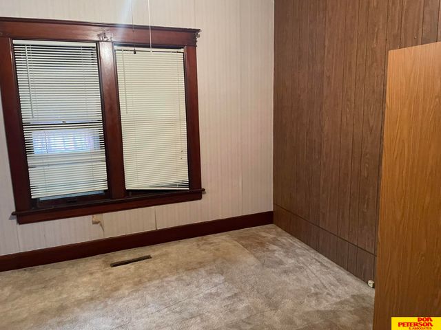 325 Crystal Street, Lyons, NE 68068