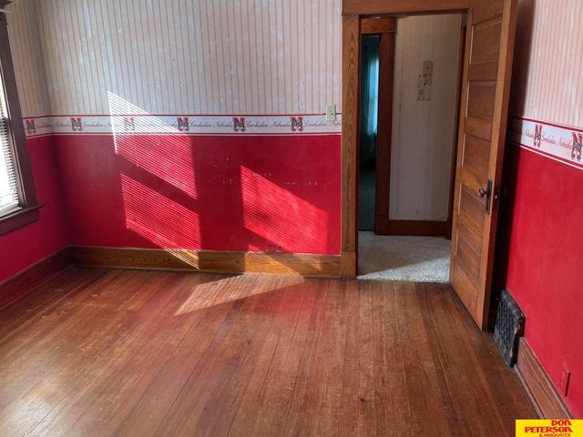 325 Crystal Street, Lyons, NE 68068