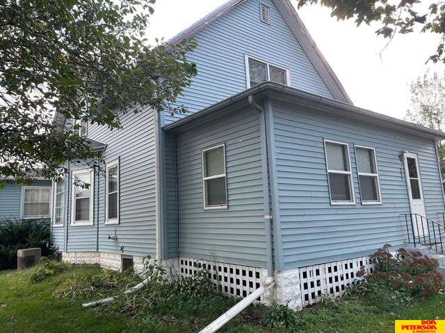 325 Crystal Street, Lyons, NE 68068